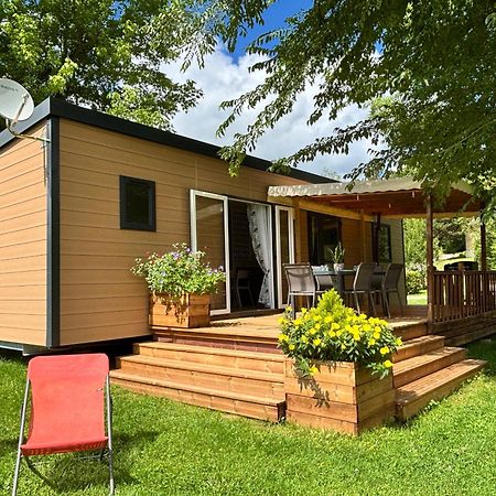 Camping 3 Etoiles - Piscine Chauffee - Vue Montagne Сен-Жирон Экстерьер фото
